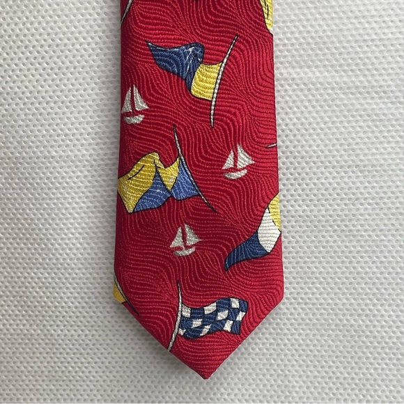 Lands End Nautical Tie 100% Silk Sea Flags Sailboats Boats Pattern Necktie Red - Picture 5 of 13